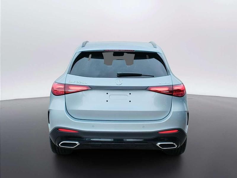 Nuova Mercedes GLC220 197 CV (144 kW) 2026 Argento hightech SUV