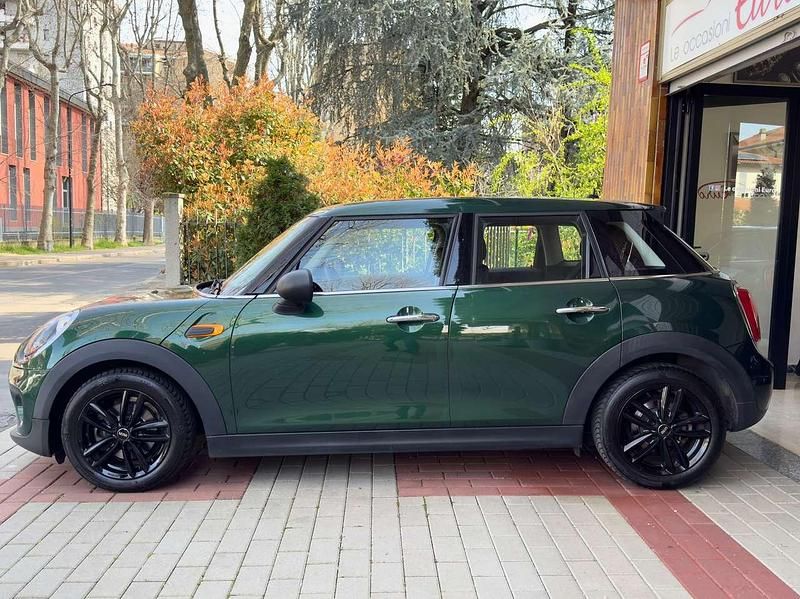 Usata Mini ONE 102 CV (75 kW) 2015 Verde Utilitaria