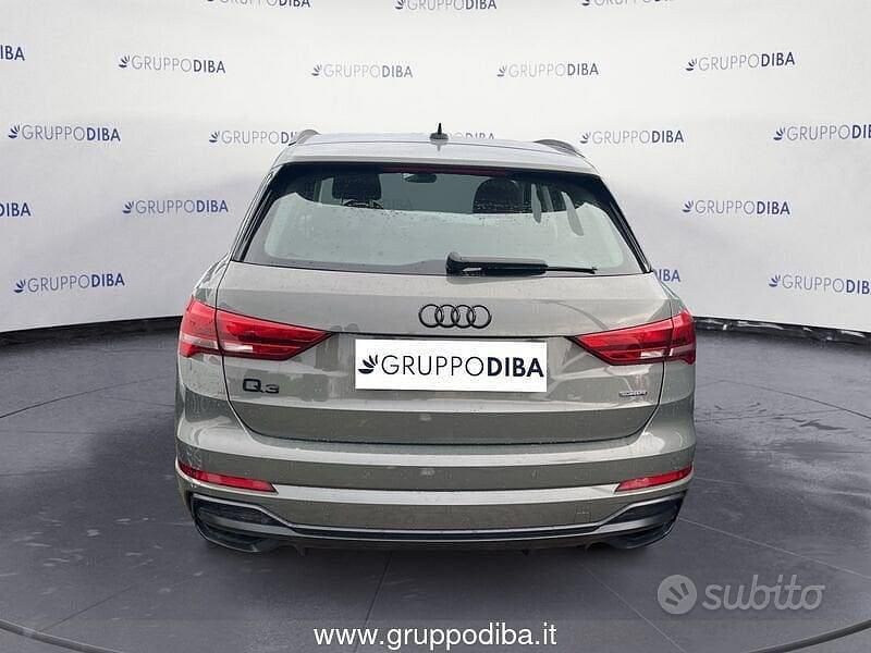 Usata Audi Q3 Business 150 CV (110 kW) 2022 Grigio SUV