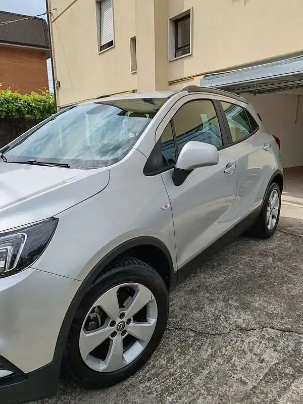 Usata Opel Mokka X 137 CV (100 kW) 2017 Argento SUV