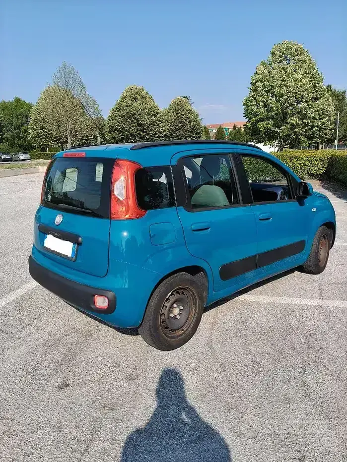 Usata Fiat Panda Lounge 69 CV (50 kW) 2012 Utilitaria