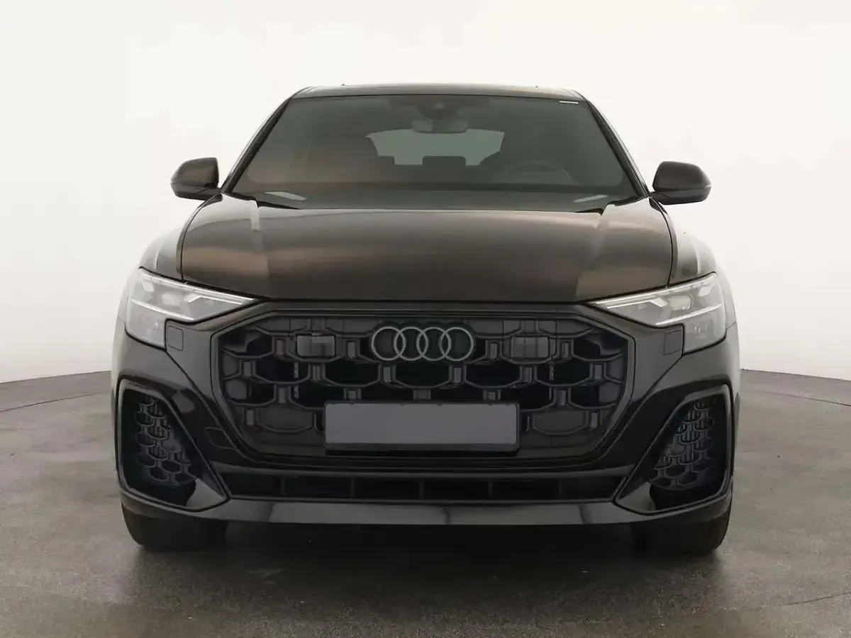 Usata Audi SQ8 Ambiente 507 CV (372 kW) 2025 Nera mito SUV