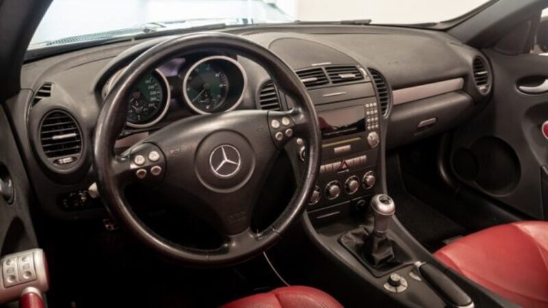 Usato 2004 Mercedes SLK200 1.8 Benzin 163 CV (9.500 €)
