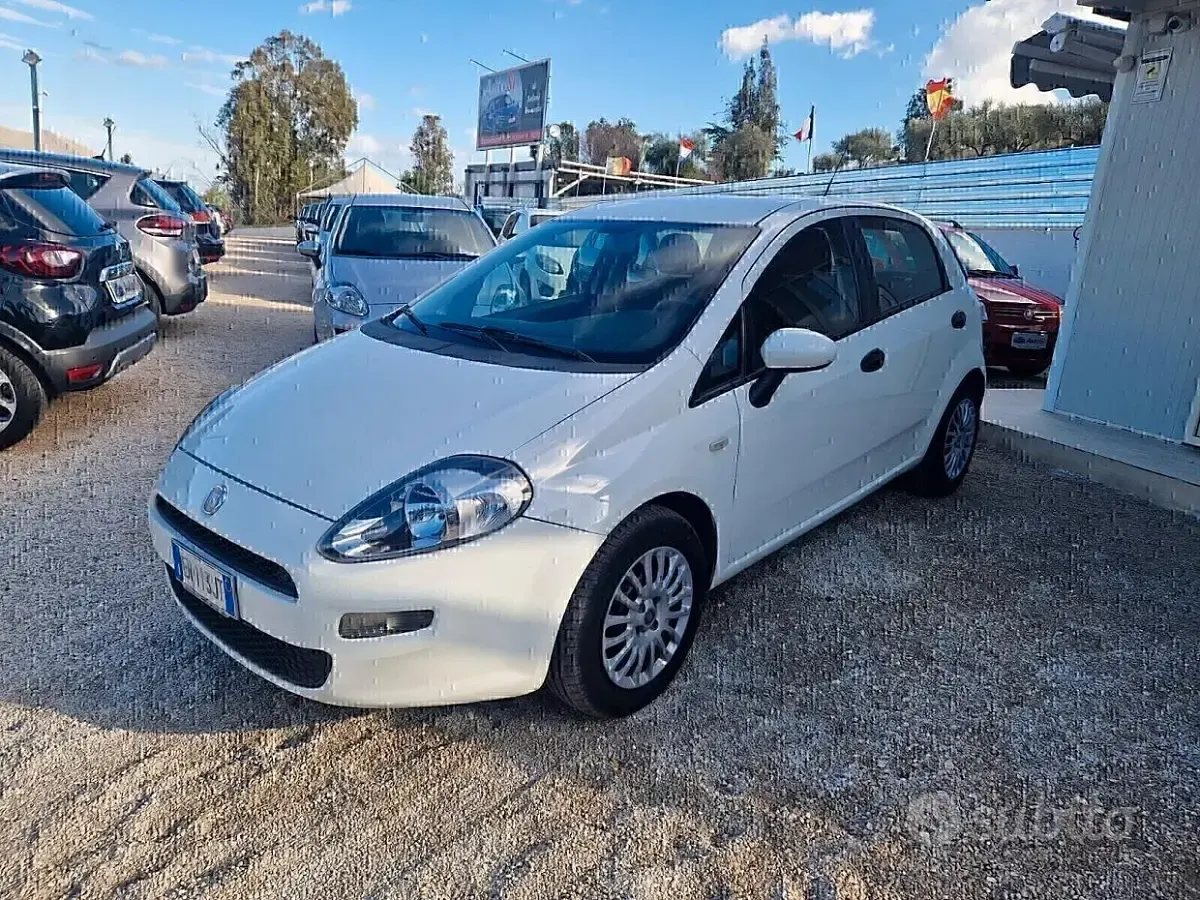 Usata Fiat Punto Evo 75 CV (55 kW) 2012 Utilitaria
