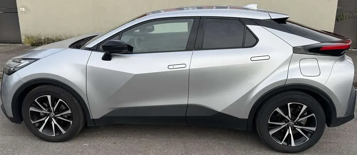 Usata Toyota C-HR Trend 98 CV (72 kW) 2024 SUV