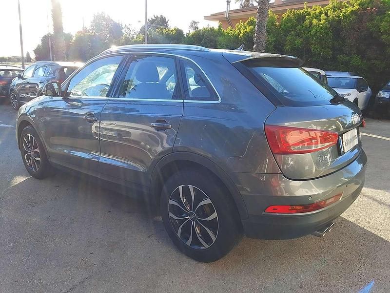Usata Audi Q3 Ambiente 150 CV (110 kW) 2016 Grigio SUV