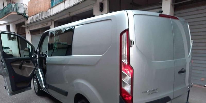 Usata Ford Transit 155 CV (114 kW) 2016 Argento