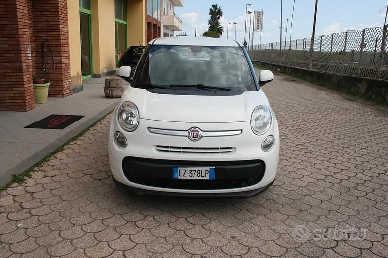 Usata Fiat 500L Lounge 85 CV (62 kW) 2015 Bianco Monovolume