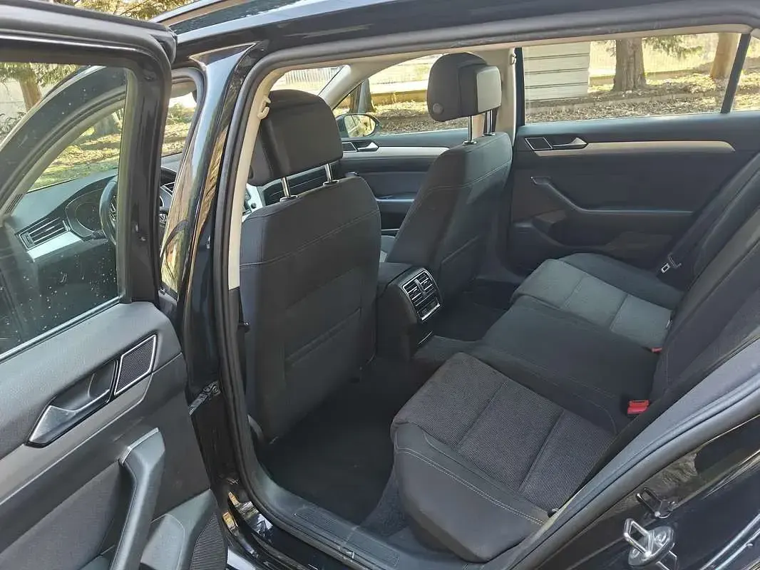Usata VW Passat Business 150 CV (110 kW) 2017 Berlina