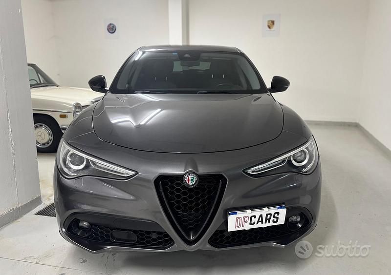 Usata Alfa Romeo Stelvio 210 CV (154 kW) 2020 Grigio SUV