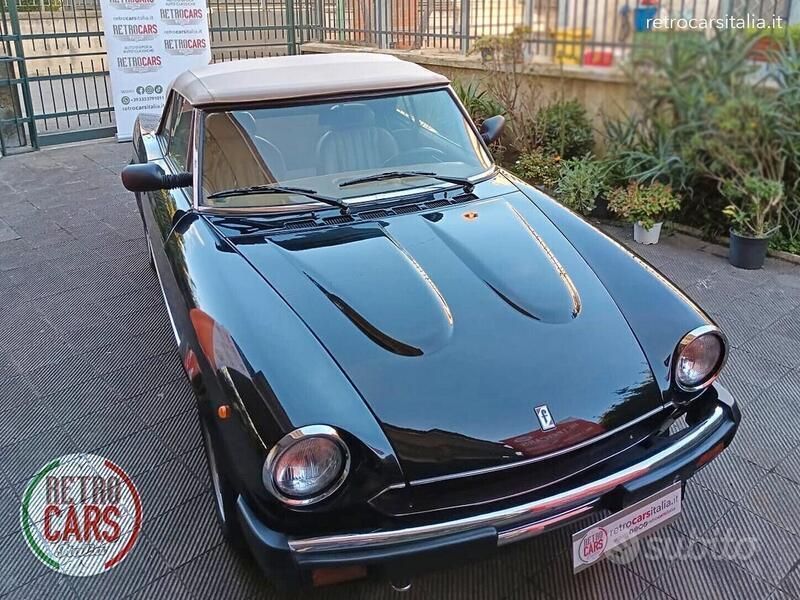 Usata Fiat 124 Spider 105 CV (77 kW) 1984 Nero Cabrio