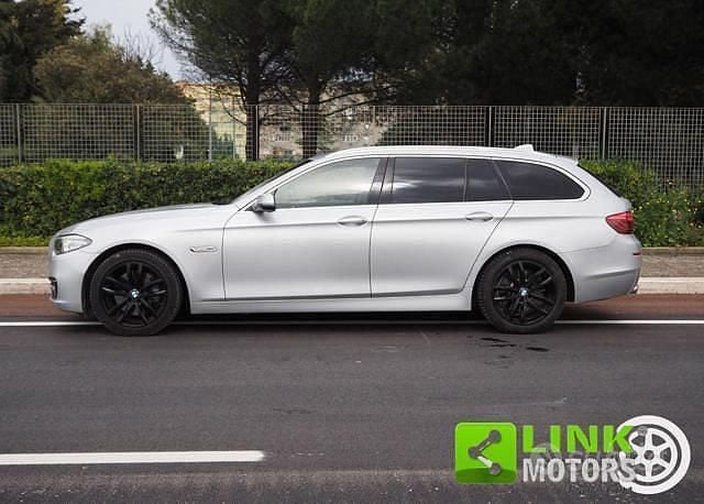 Usata BMW 525 Luxury Line 218 CV (160 kW) 2016 Grigio Station wagon