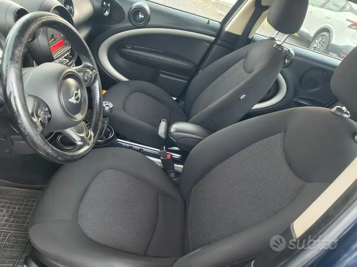 Usata Mini Cooper D 111 CV (81 kW) 2015 Blu Utilitaria