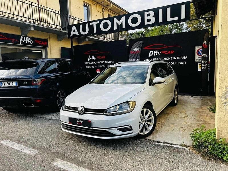 Usata VW Golf VII Executive 116 CV (85 kW) 2018 Bianco(met.) Station wagon
