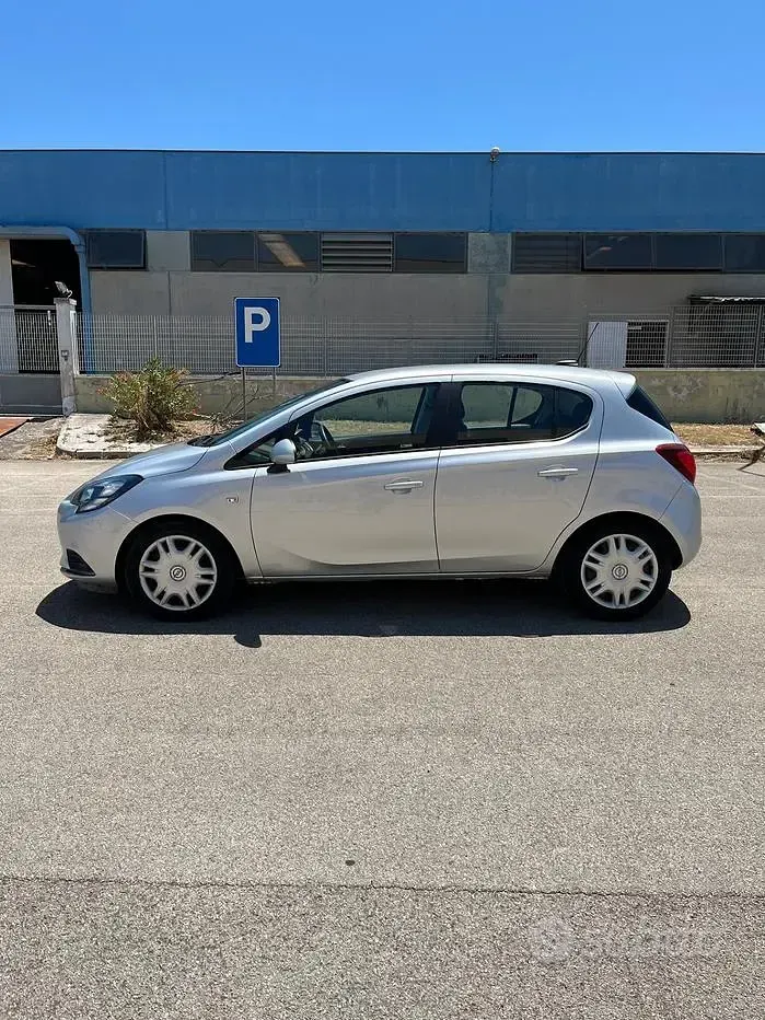 Usata Opel Corsa 69 CV (50 kW) 2018 Grigio Utilitaria