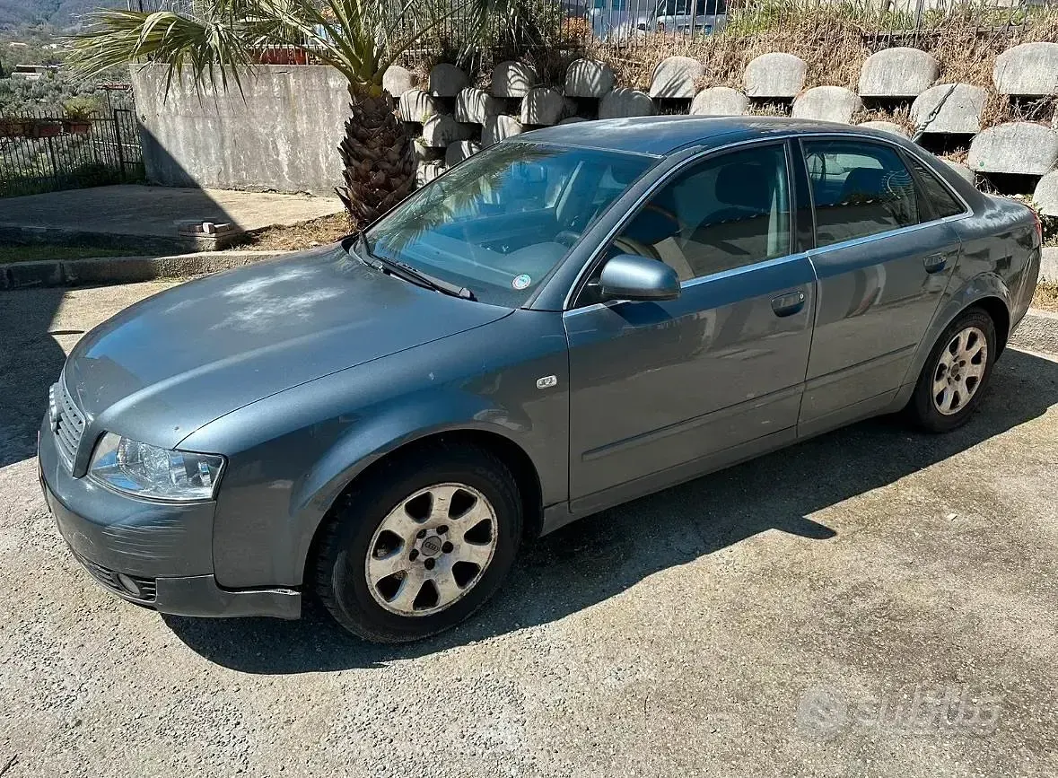 Usata Audi A4 130 CV (95 kW) 2004 Berlina