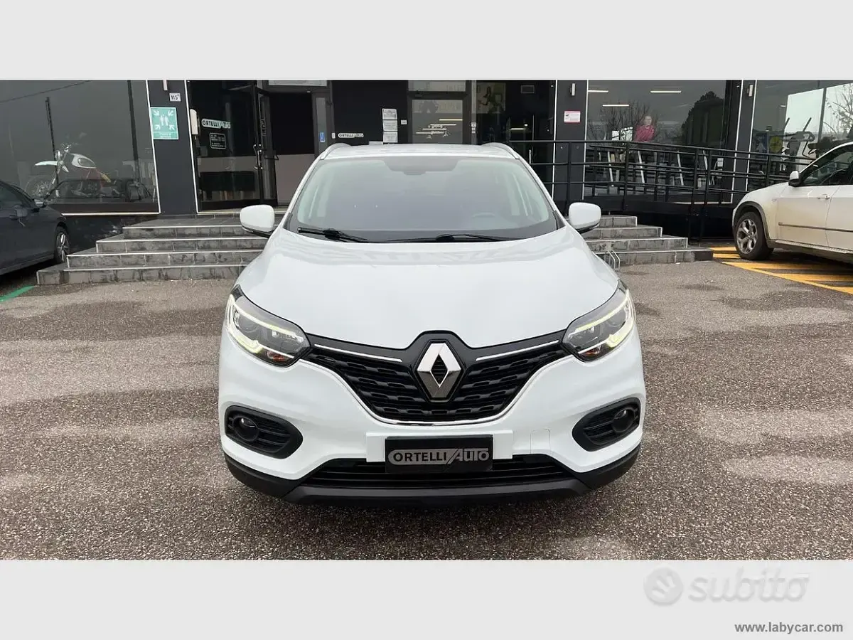 Usata Renault Kadjar Business 116 CV (85 kW) 2020 Bianco pastello SUV