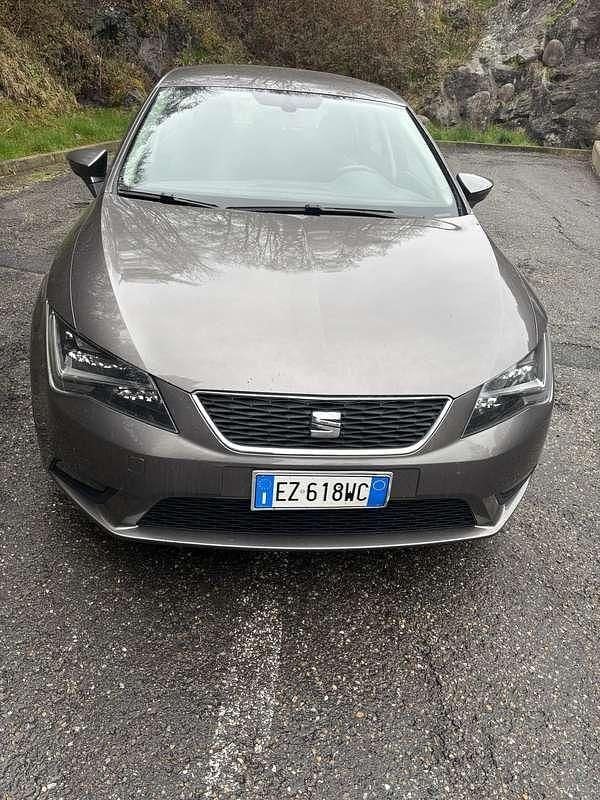 Usata Seat Leon Business 105 CV (77 kW) 2015 Marrone Berlina