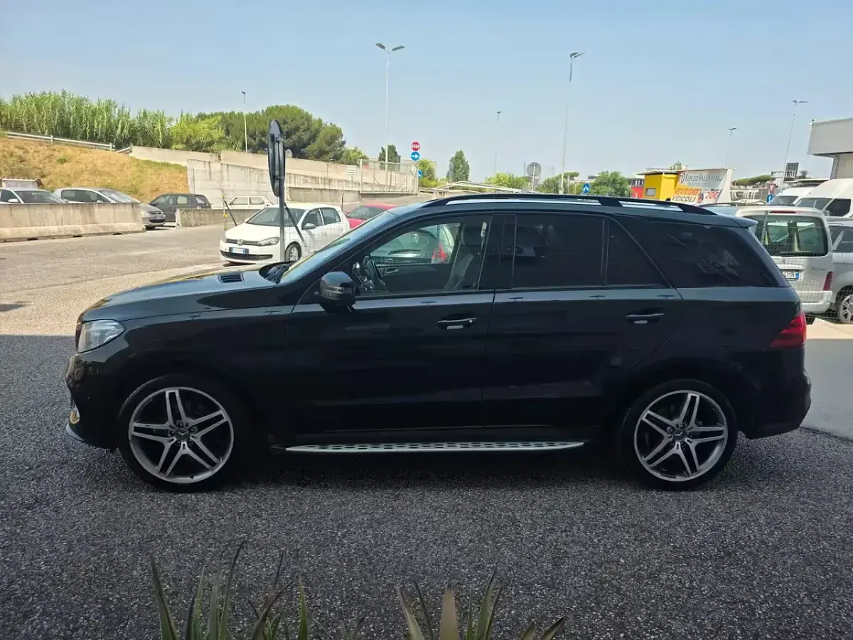 Usata Mercedes GLE250 Premium 204 CV (150 kW) 2019 Grigio SUV