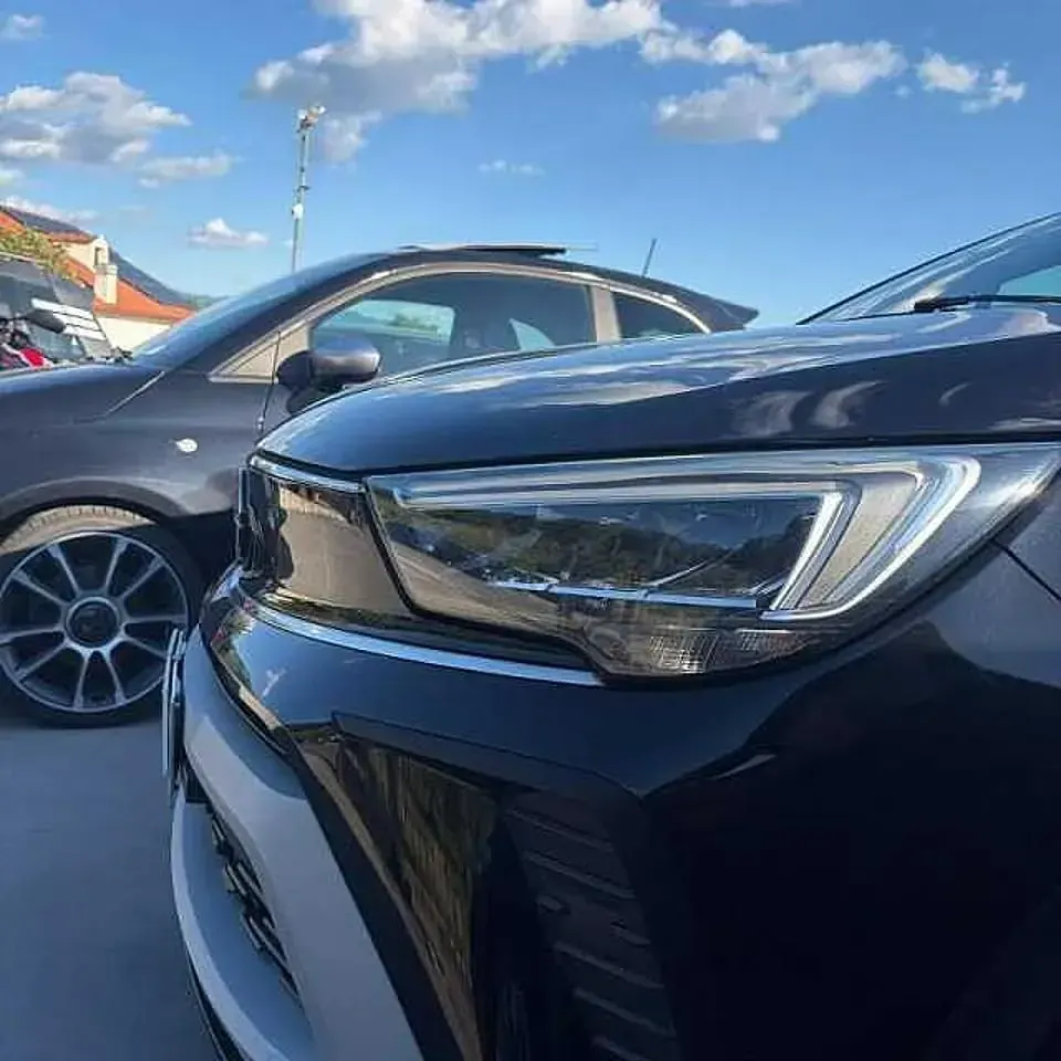 Usata Opel Crossland 2022 Nero SUV