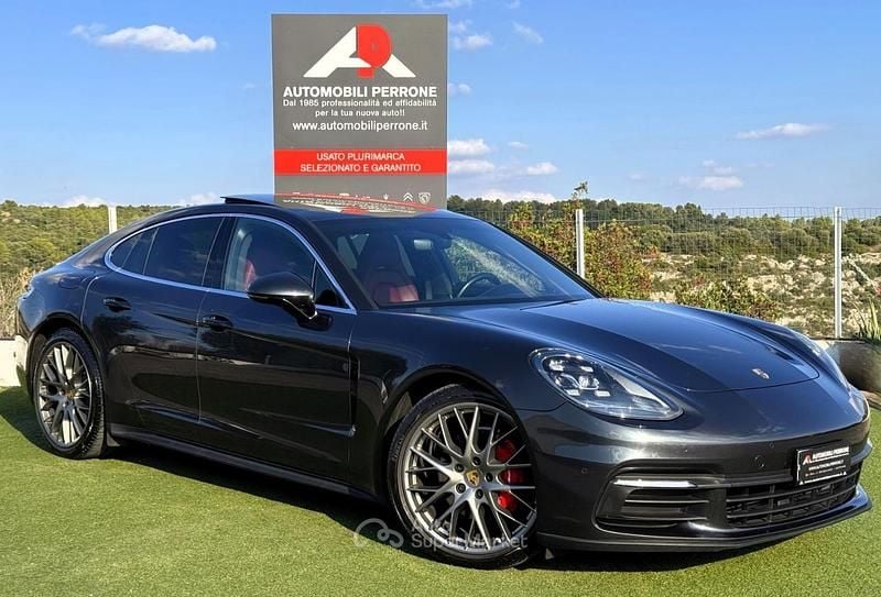 Usata Porsche Panamera 330 CV (242 kW) 2017 Gray Berlina