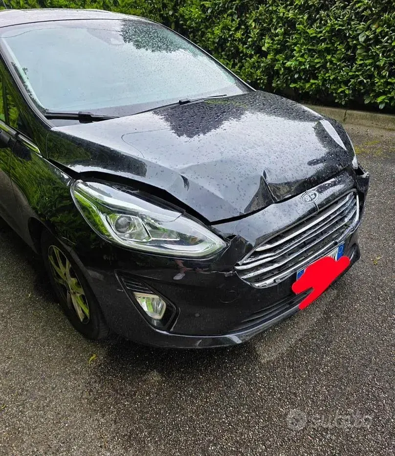 Usata Ford Fiesta 125 CV (91 kW) 2021 Nero Utilitaria