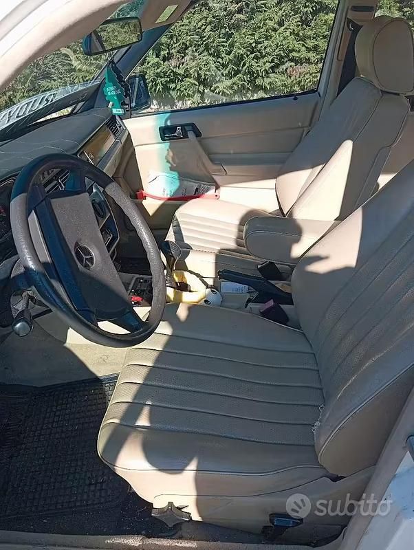 Usata Mercedes 190 1984 Berlina