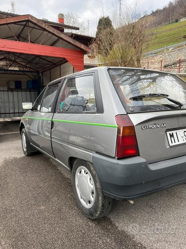 Usata Citroën AX 50 CV (36 kW) 1992 Grigio Utilitaria