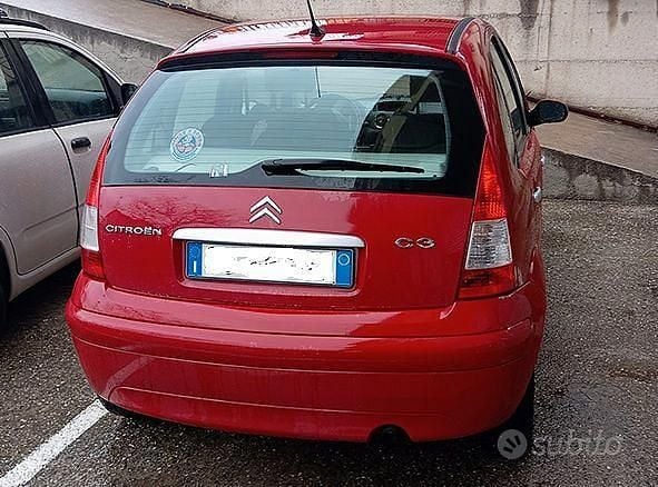 Usata Citroën C3 Exclusive 60 CV (44 kW) 2007 Rosso Utilitaria