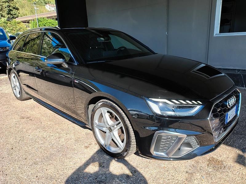 Usata Audi A4 S-Line 204 CV (150 kW) 2024 Nero Station wagon