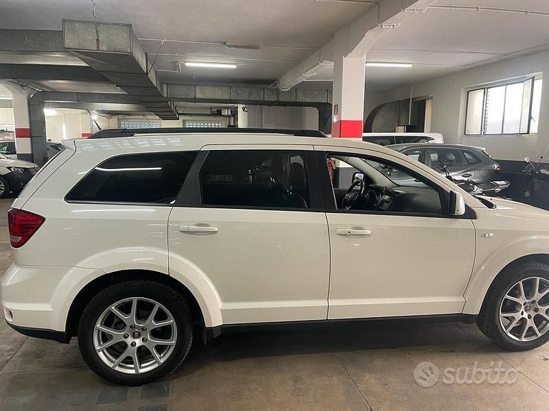 Usata Fiat Freemont 140 CV (102 kW) 2011 Bianco SUV