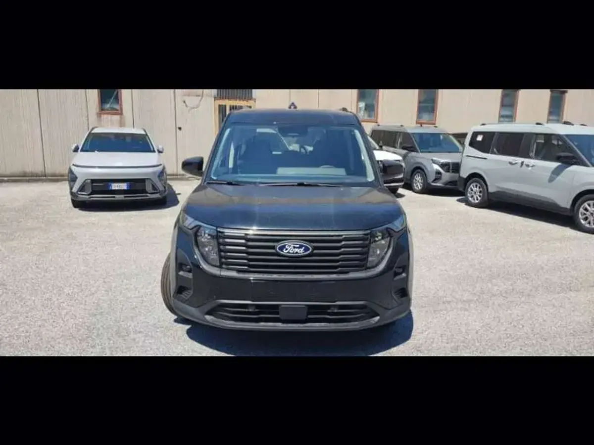 Nuova Ford Tourneo Courier Titanium 124 CV (91 kW) 2026 Nero Monovolume