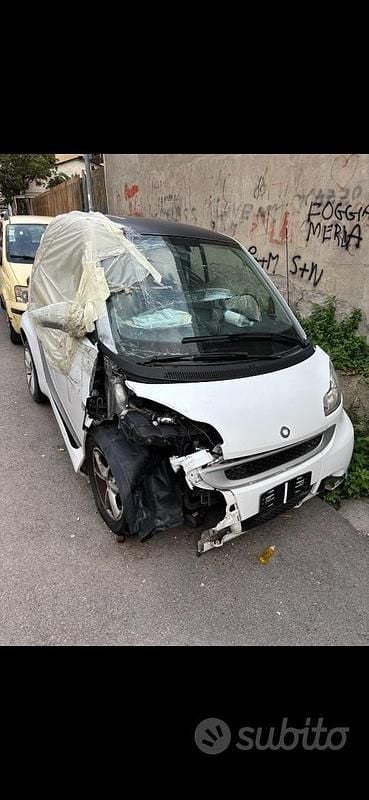 Usata Smart ForFour 95 CV (69 kW) 2011 Bianco Utilitaria