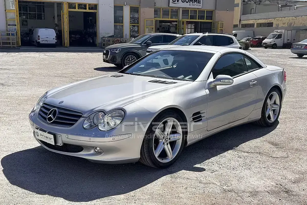 Usata Mercedes SL350 245 CV (180 kW) 2003 Cabrio