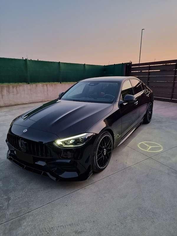 Usata Mercedes C200 AMG line 204 CV (150 kW) 2022 Berlina