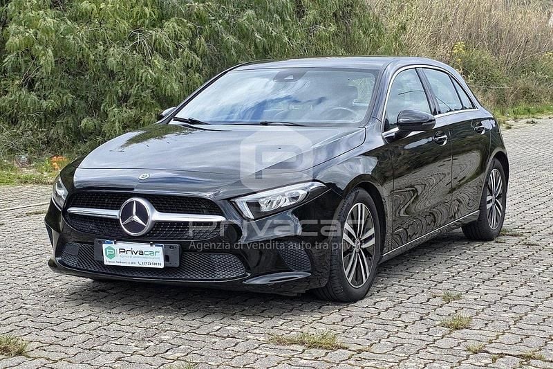 Usata Mercedes A180 116 CV (85 kW) 2022 Nero Berlina