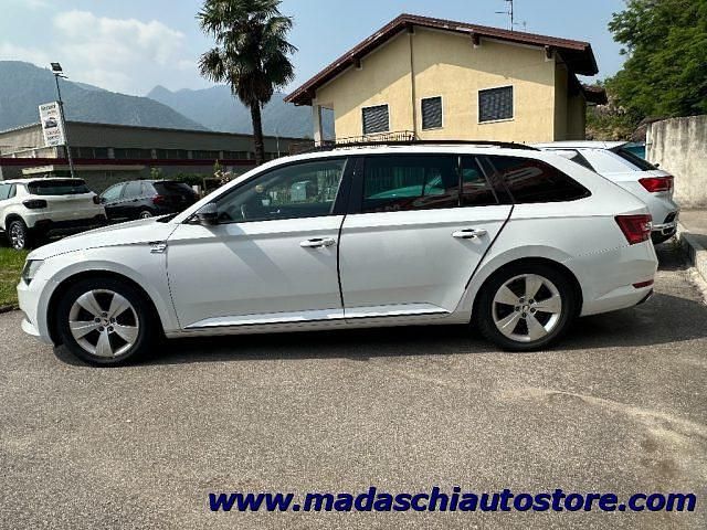 Usata Skoda Superb Executive 150 CV (110 kW) 2017 Bianco Station wagon