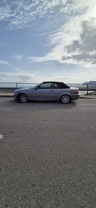 Usata BMW 320 Cabriolet 170 CV (125 kW) 2004 Cabrio