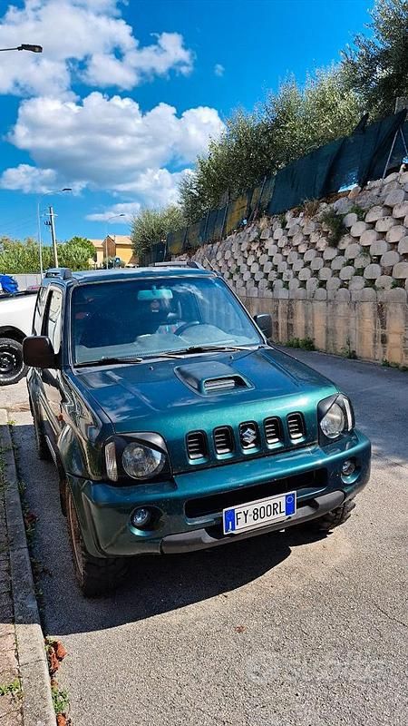 Usata Suzuki Jimny 90 CV (66 kW) 2005 Verde SUV