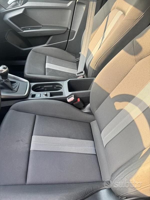 Usata Audi A3 116 CV (85 kW) 2021 Grigio Berlina
