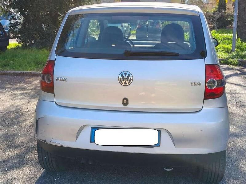Usata VW Fox Sport 69 CV (50 kW) 2006 Grigio Utilitaria