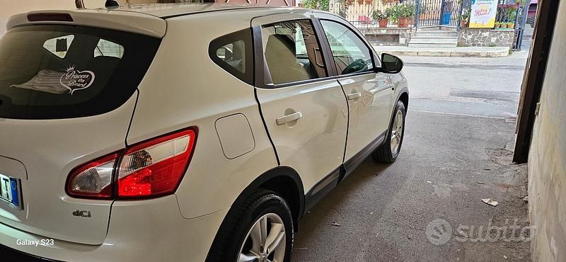 Usata Nissan Qashqai 115 CV (84 kW) 2013 Bianco SUV