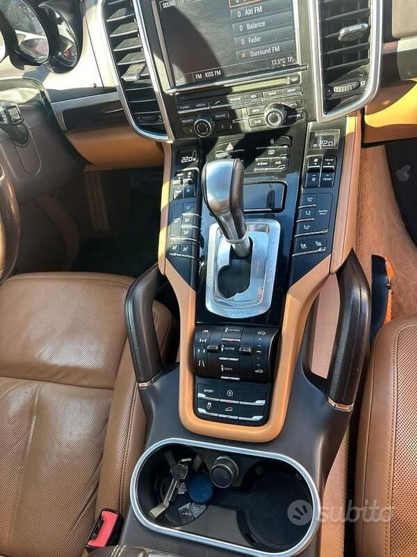 Usata Porsche Cayenne 2013 Blu SUV