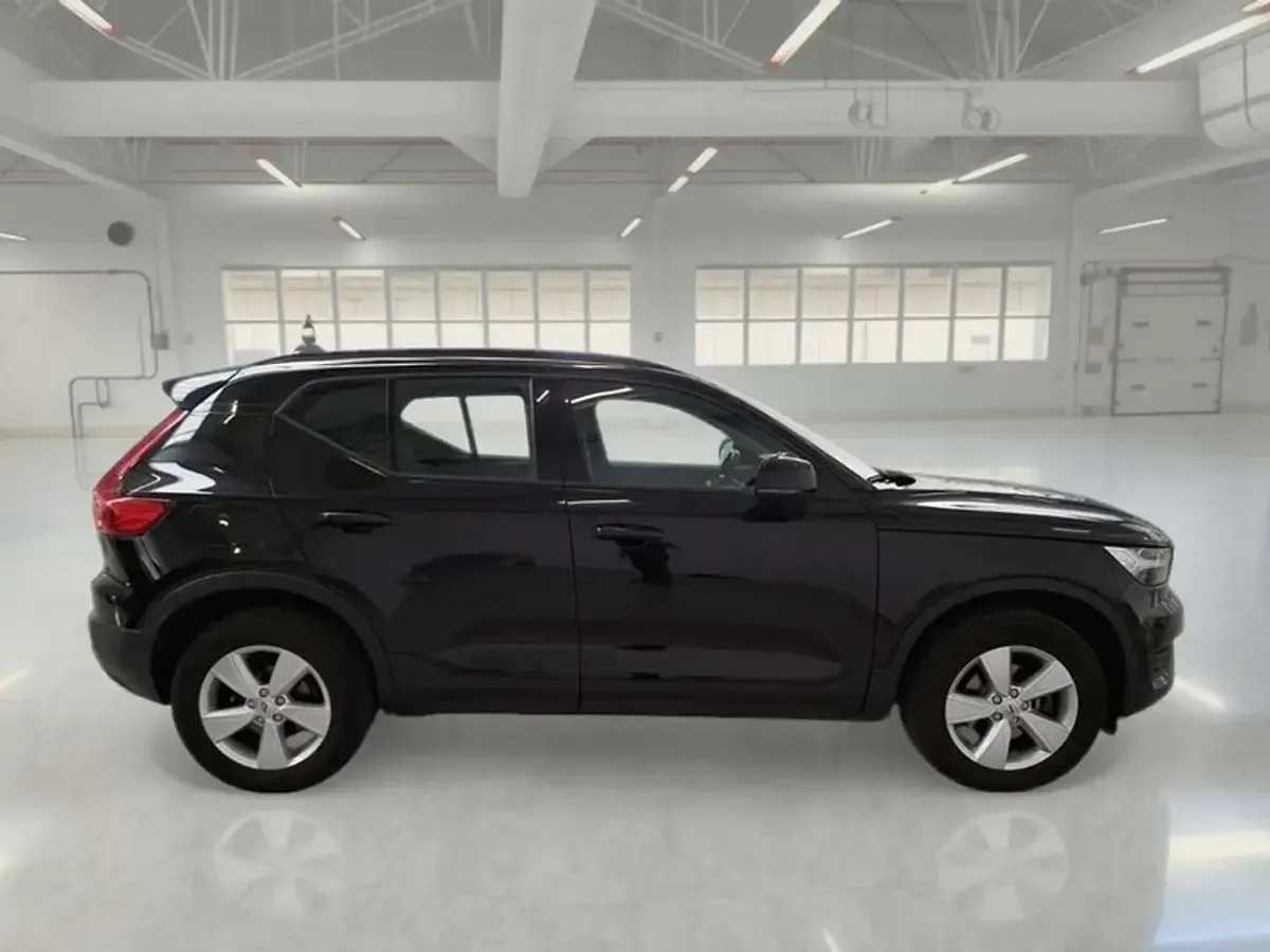 Usata Volvo XC40 Business Edition 150 CV (110 kW) 2019 Nero SUV