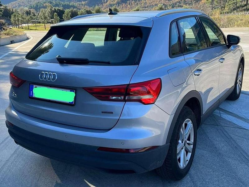 Usata Audi Q3 Ambiente 150 CV (110 kW) 2021 Argento SUV