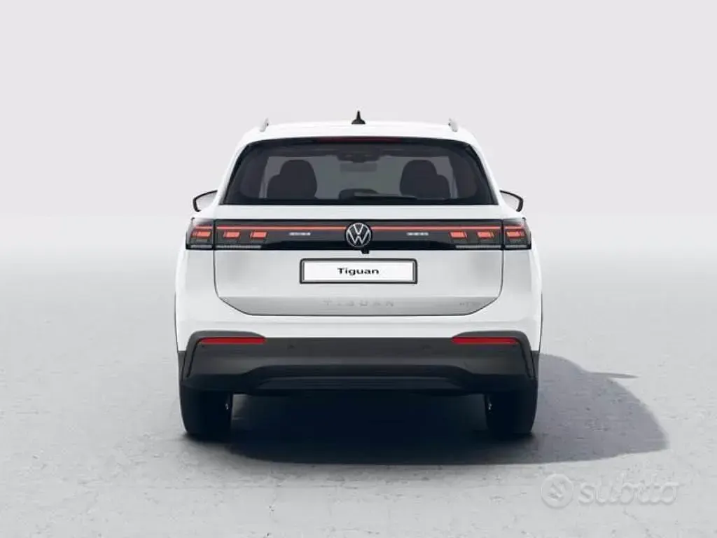 Nuova VW Tiguan Edition 150 CV (110 kW) 2025 Bianco puro SUV