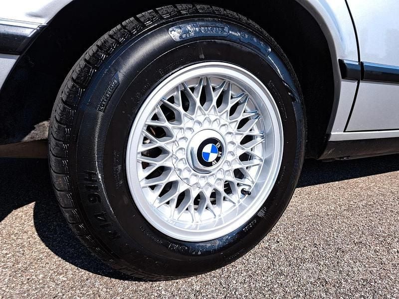 Usata BMW 728 184 CV (135 kW) 1981 Grigio Berlina