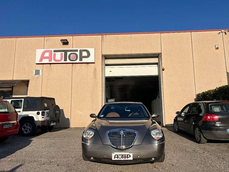 Usata Lancia Thesis 185 CV (136 kW) 2007 Grigio Berlina