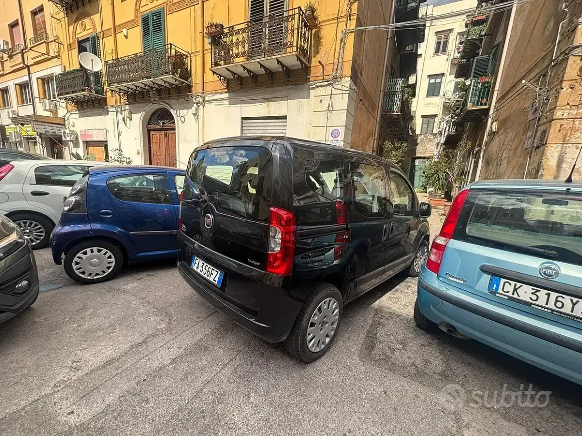 Occasion Fiat Qubo Trekking 75 ch (55 kW) 2015 Noir Monospace