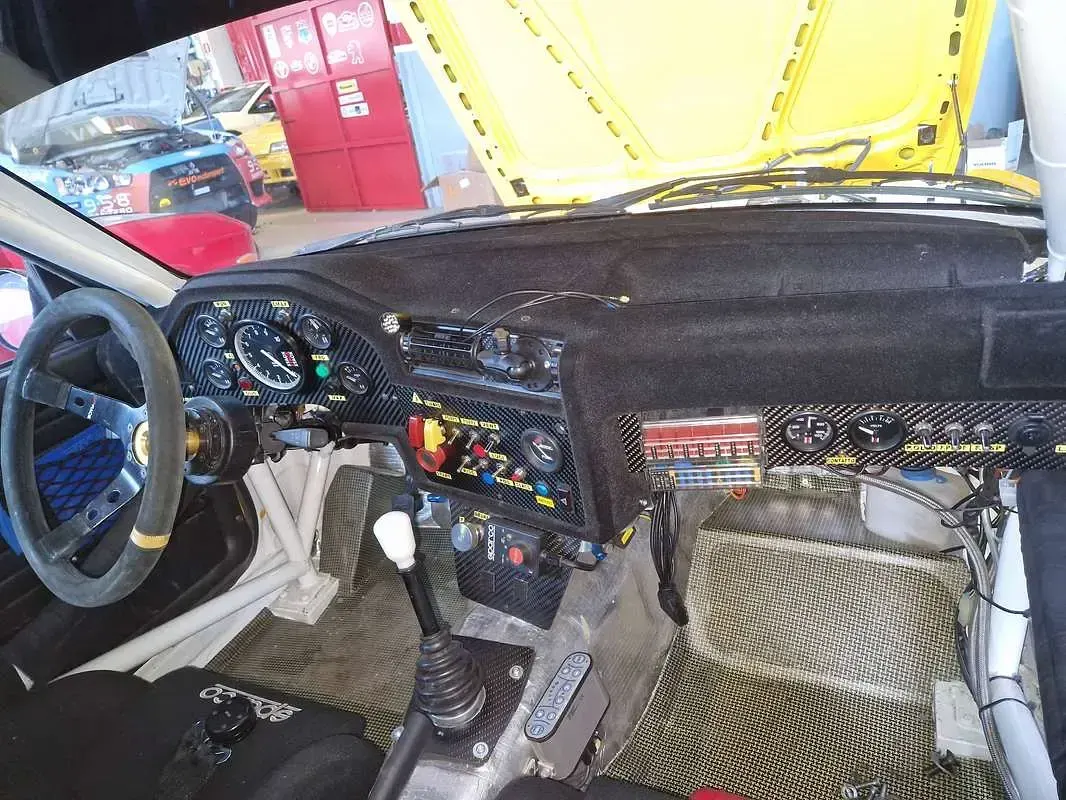 Usata BMW M3 275 CV (202 kW) 1988 Giallo Berlina